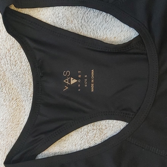 Y.A.S sport top - Picture 2 of 3